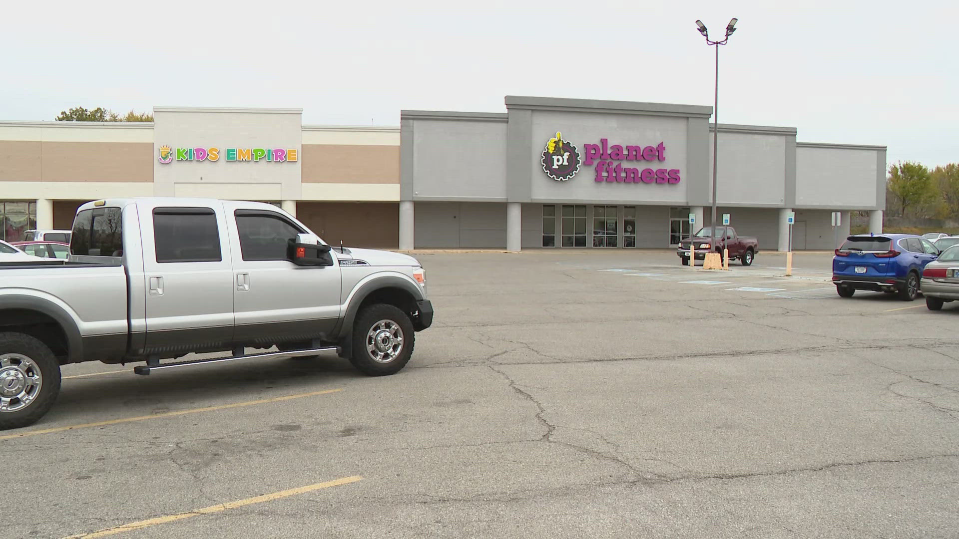 The body of a 39-year-old man was discovered in a tanning bed Monday.