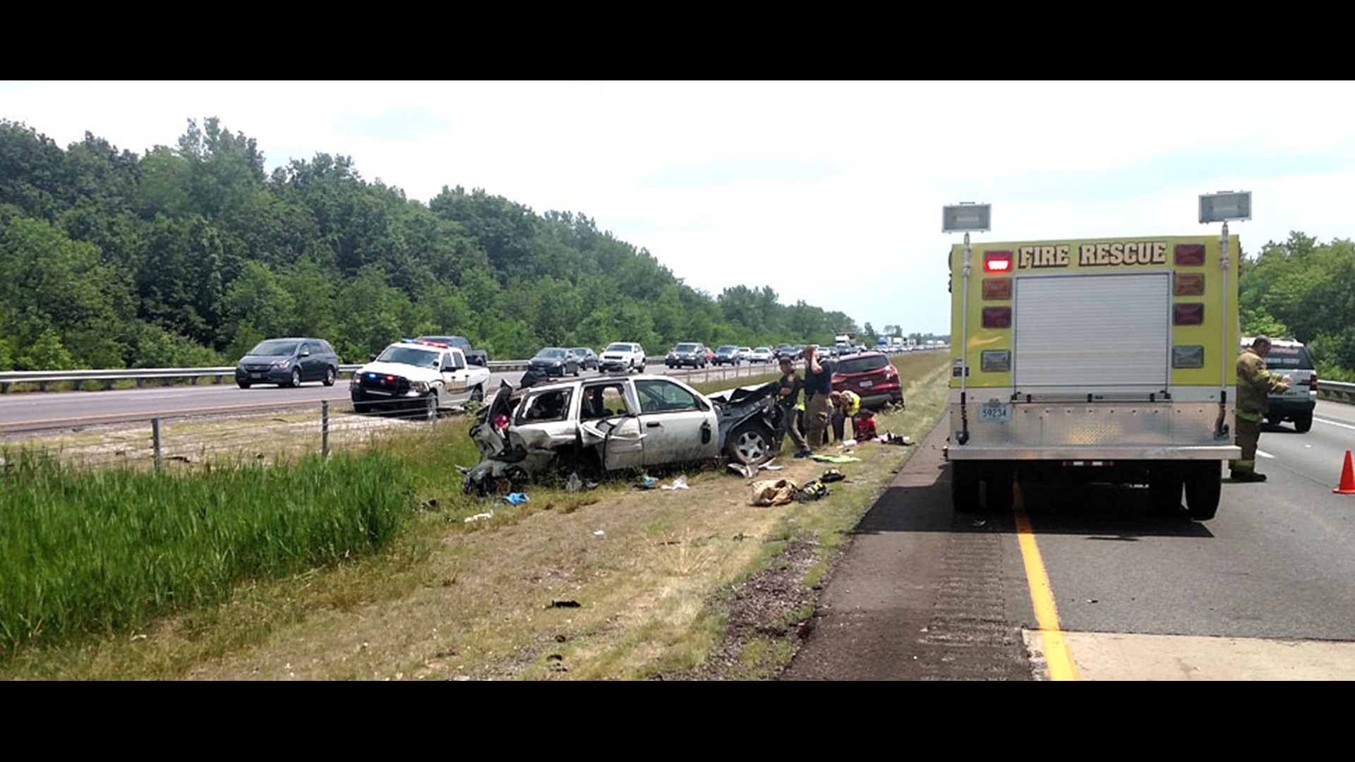 Kokomo woman, child survive after they were ejected in I65 crash