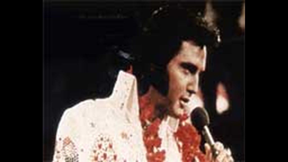 Elvis is Forbes' richest dead celebrity