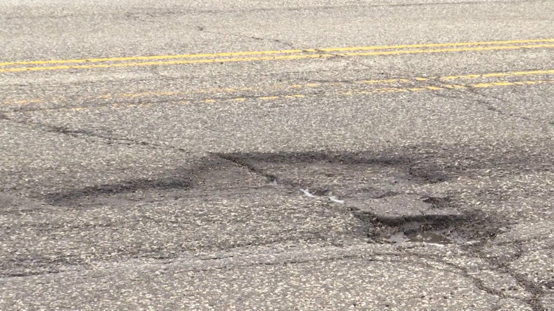 DPW asks residents to report potholes around Indy - Vimarsana News