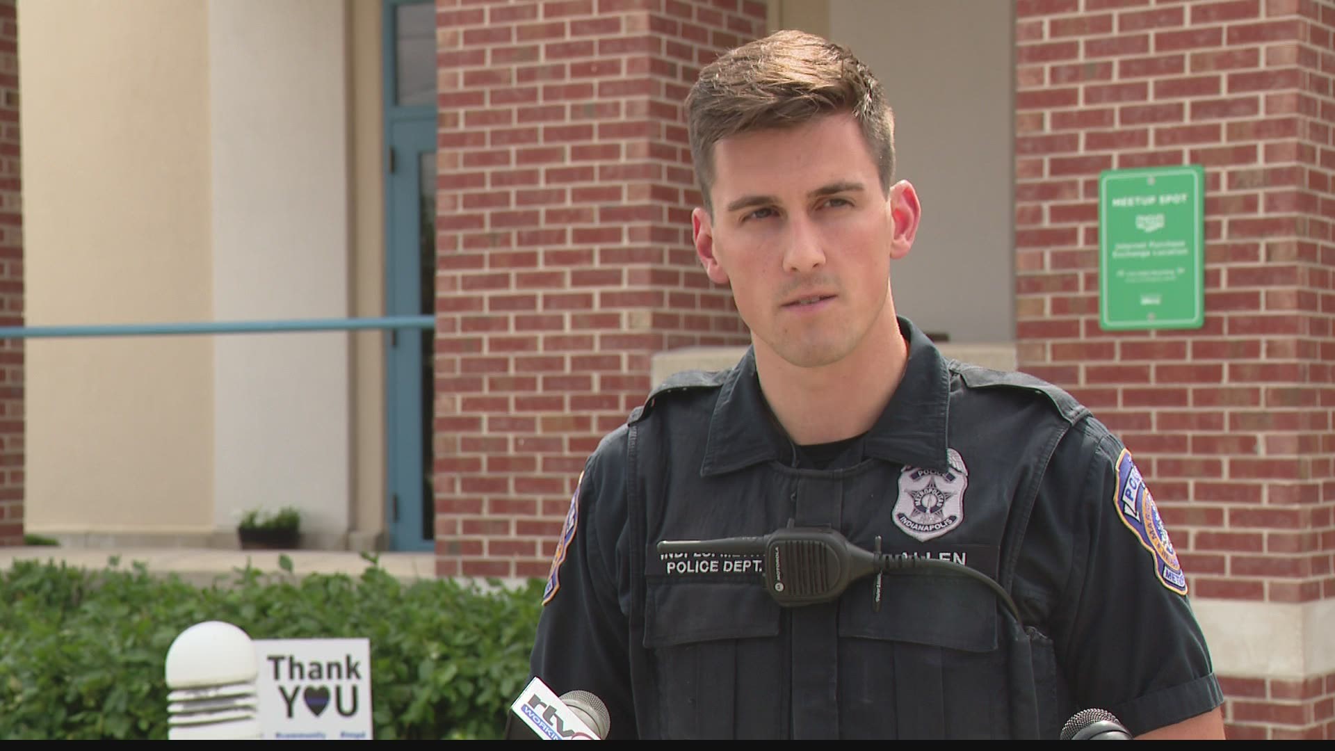 Officer Jared Allen didn't hesitate to jump into the water to rescue the teens trapped in a vehicle.