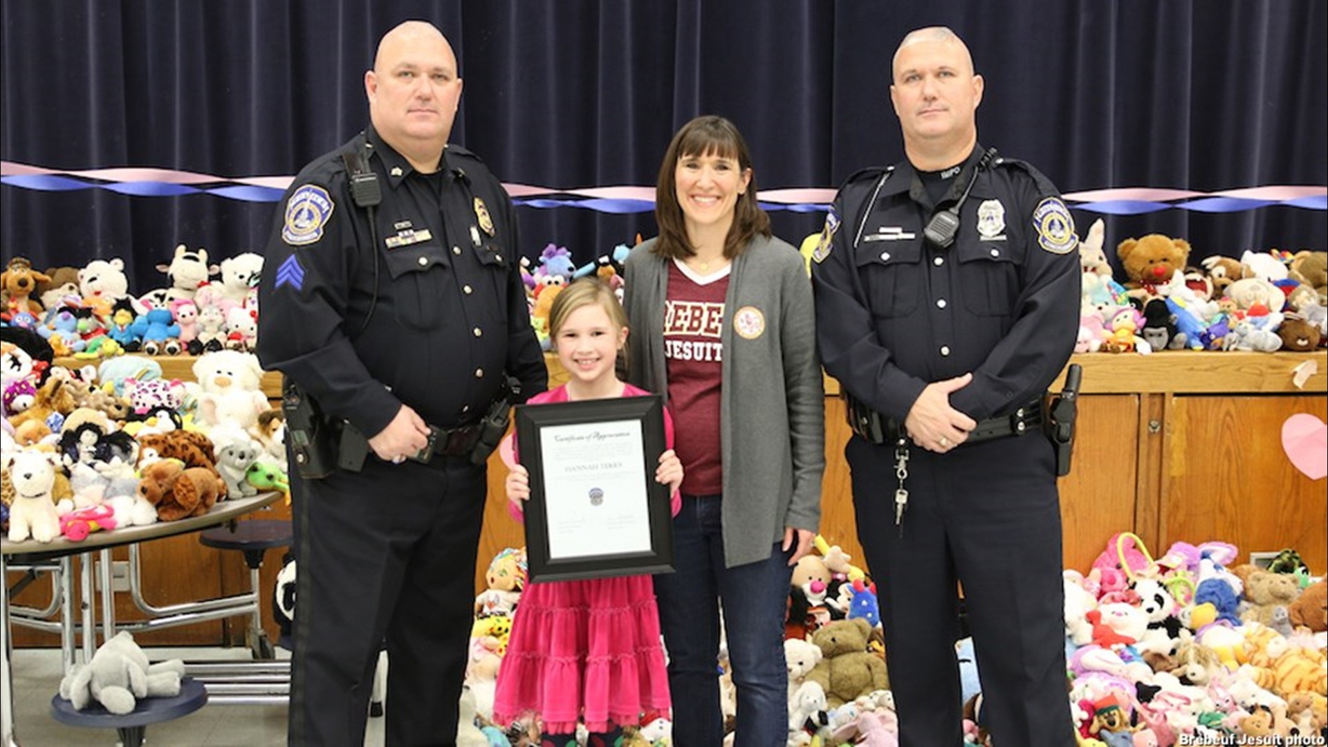 Brebeuf students donate hundreds of stuffed toys to IMPD