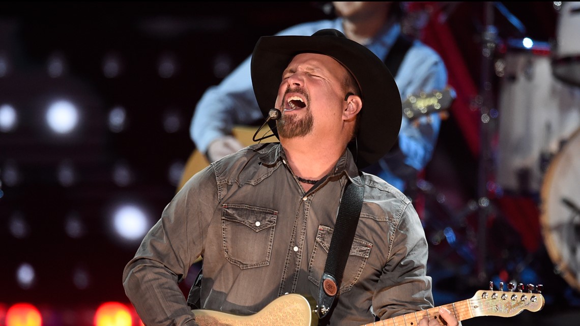 Garth Brooks says he's done playing to stadiums