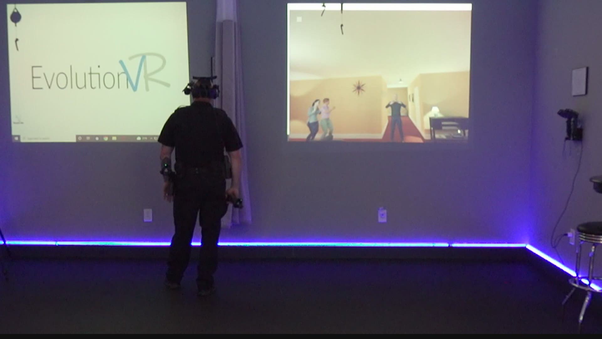 A central Indiana police department is using virtual reality to learn more about what it really takes to de-escalate dangerous situations.