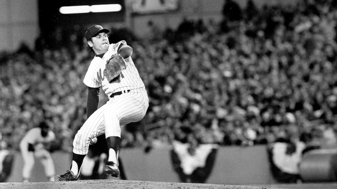 Tom Seaver, Mets Hall of Fame pitcher, dies