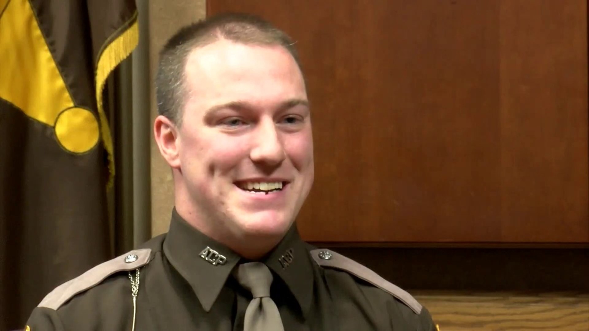 DEPUTY DELIVERS BABY