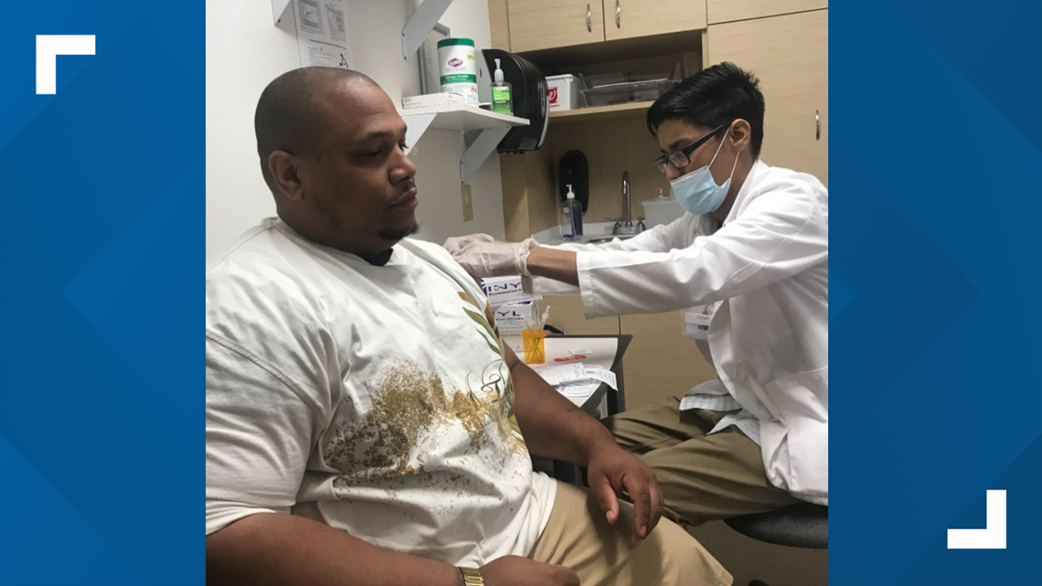 Indianapolis father has a change of heart, gets vaccinated for daughter - Vimarsana News