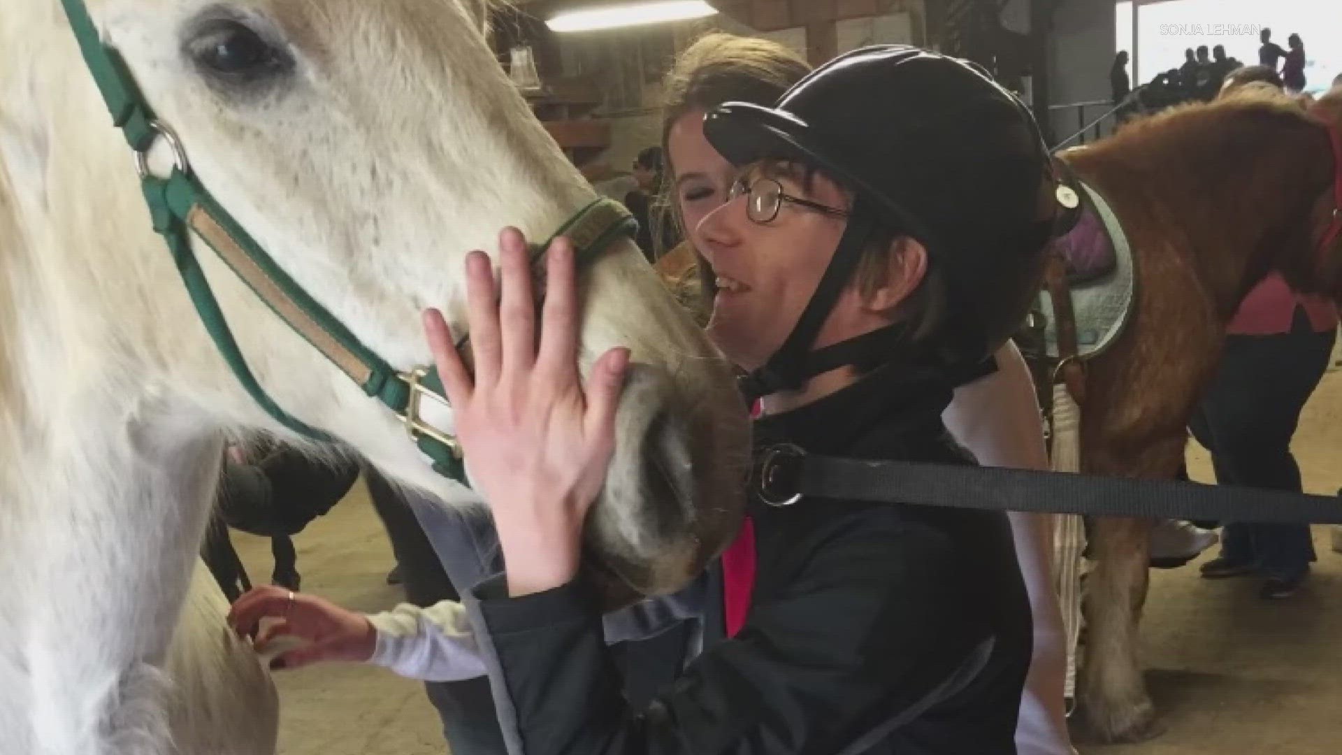 13News reporter Samantha Johnson visits Amazing Grace Equine Therapy where the horses help people cope with mental health issues.