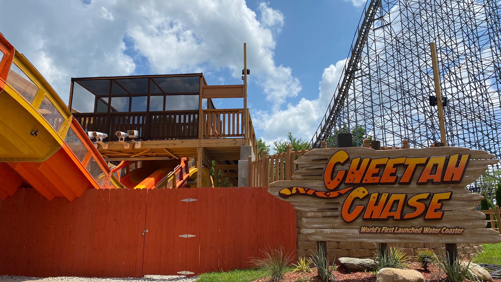 Cheetah Chase sends riders on a three-seat toboggan on a water-powered blast through more than 1,700 feet of track. Top speed is a quick 30 feet per second.