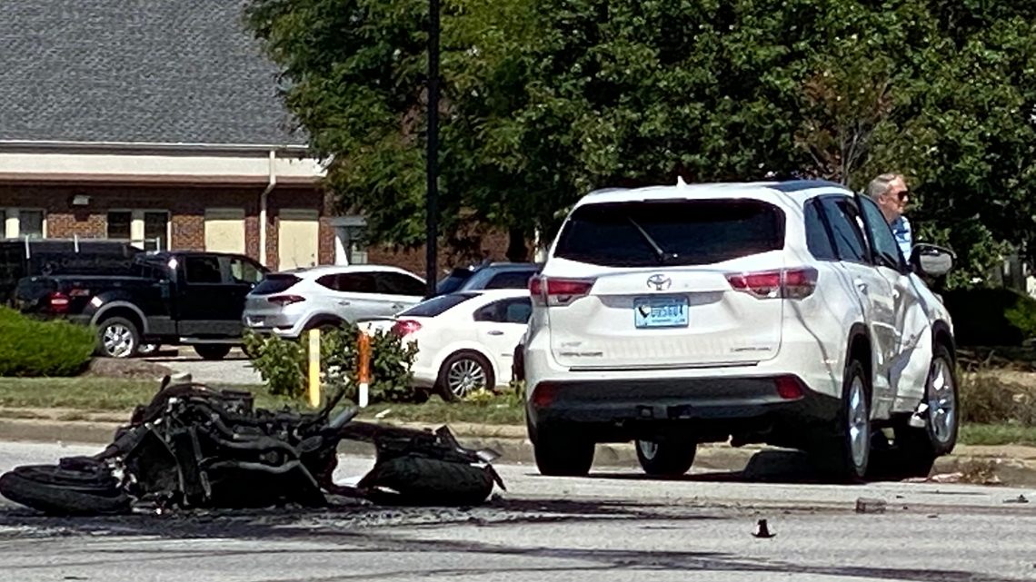 Person dies in motorcycle crash on Indy's northwest side | wthr.com