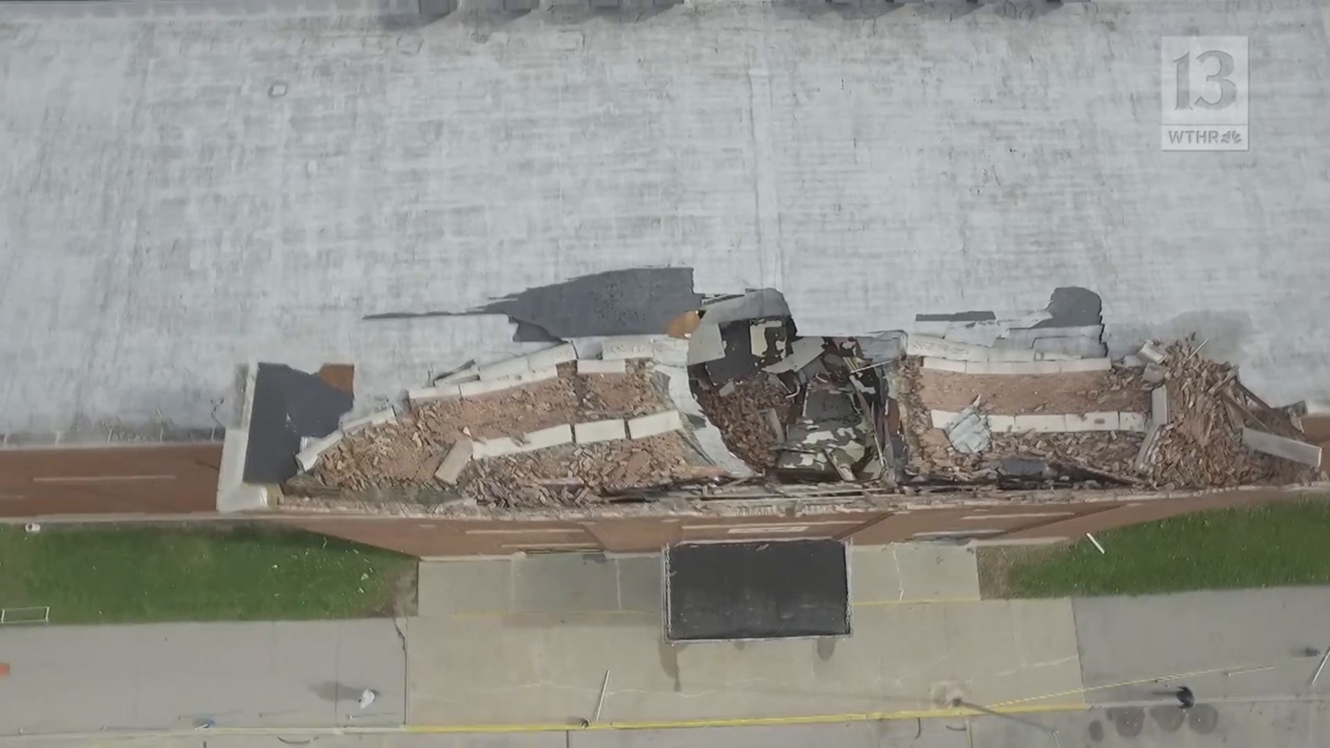 Emergency repairs approved for tornado damaged Muncie Fieldhouse | wthr.com