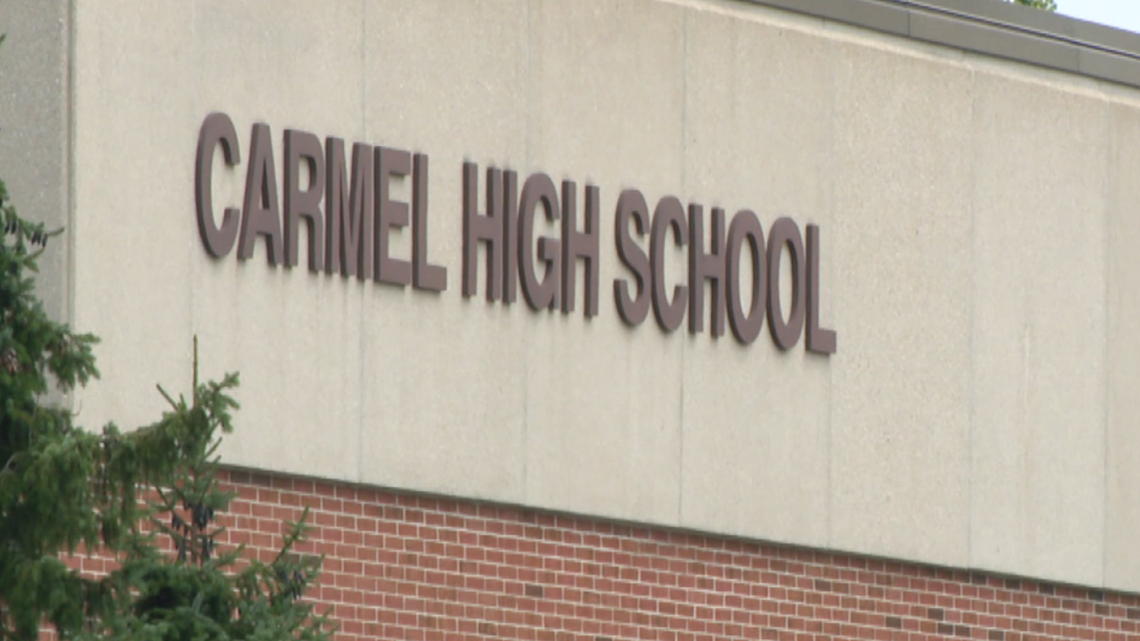 Kevin Wright returns as Carmel HS football coach