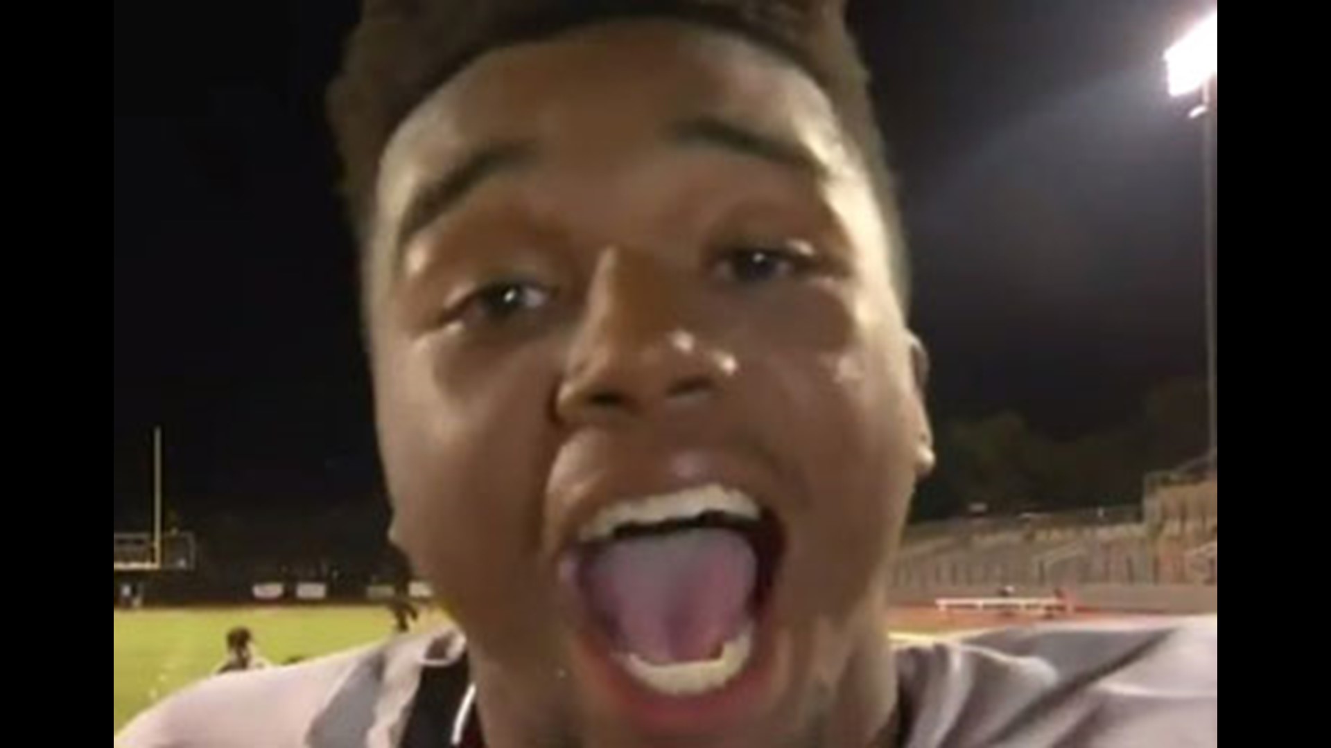 High school football player gives inspirational speech after game ...