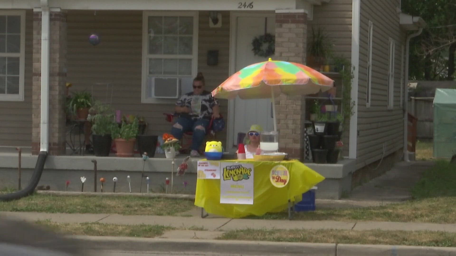 Under current Indiana law, kids who want to run a lemonade stand first need a permit and inspection from the county health department.