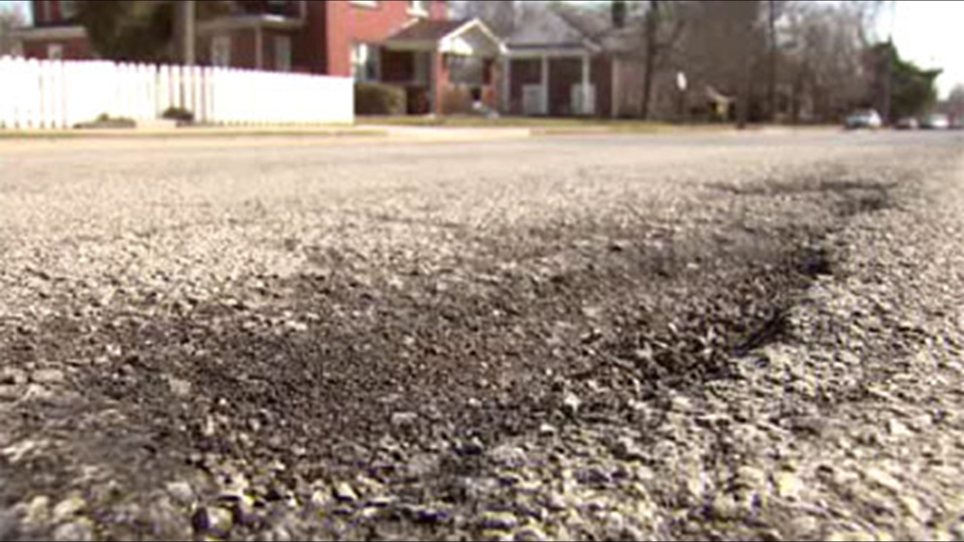 Indianapolis launches new pothole reporting system