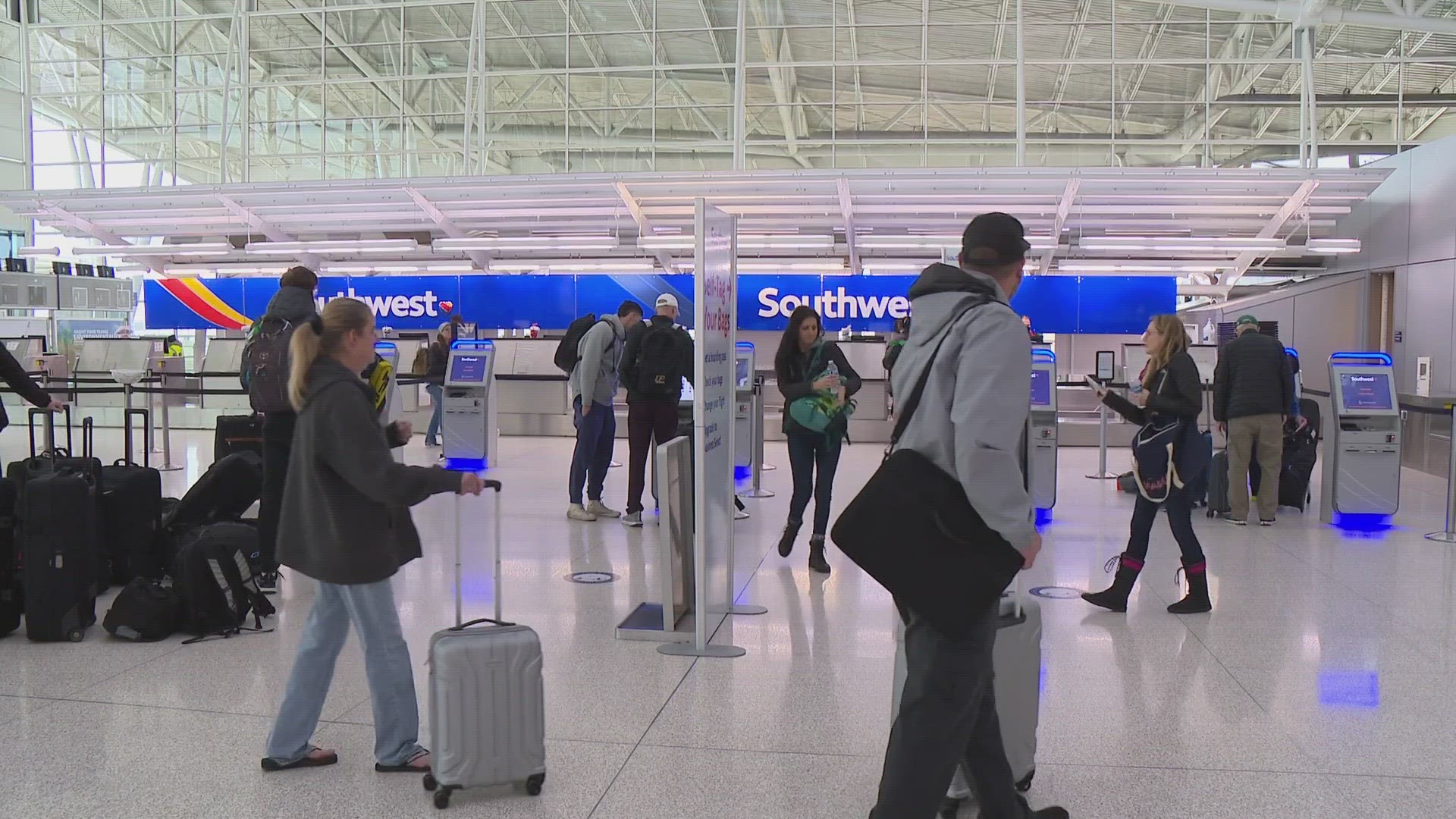 Officials say they expect nearly 70,000 travelers through the weekend at the Indianapolis International Airport