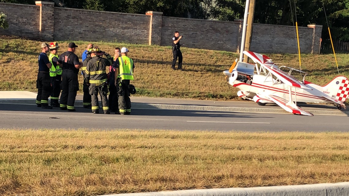 Small plane makes emergency landing in Fishers - Vimarsana News
