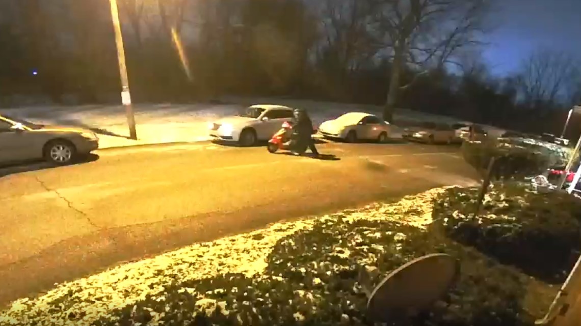 Couple searching for stolen scooter - Vimarsana News