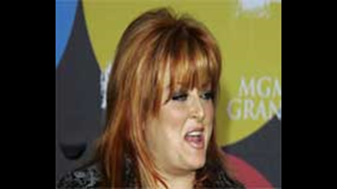 Judd seeks divorce after husband charged