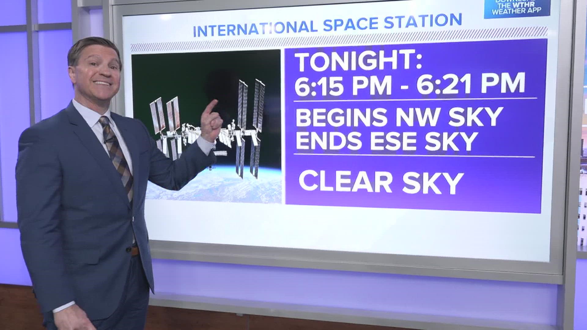 You can get a glimpse of the SpaceX Starlink and International Space station if you look at your window between 6 and 6:40 tonight!