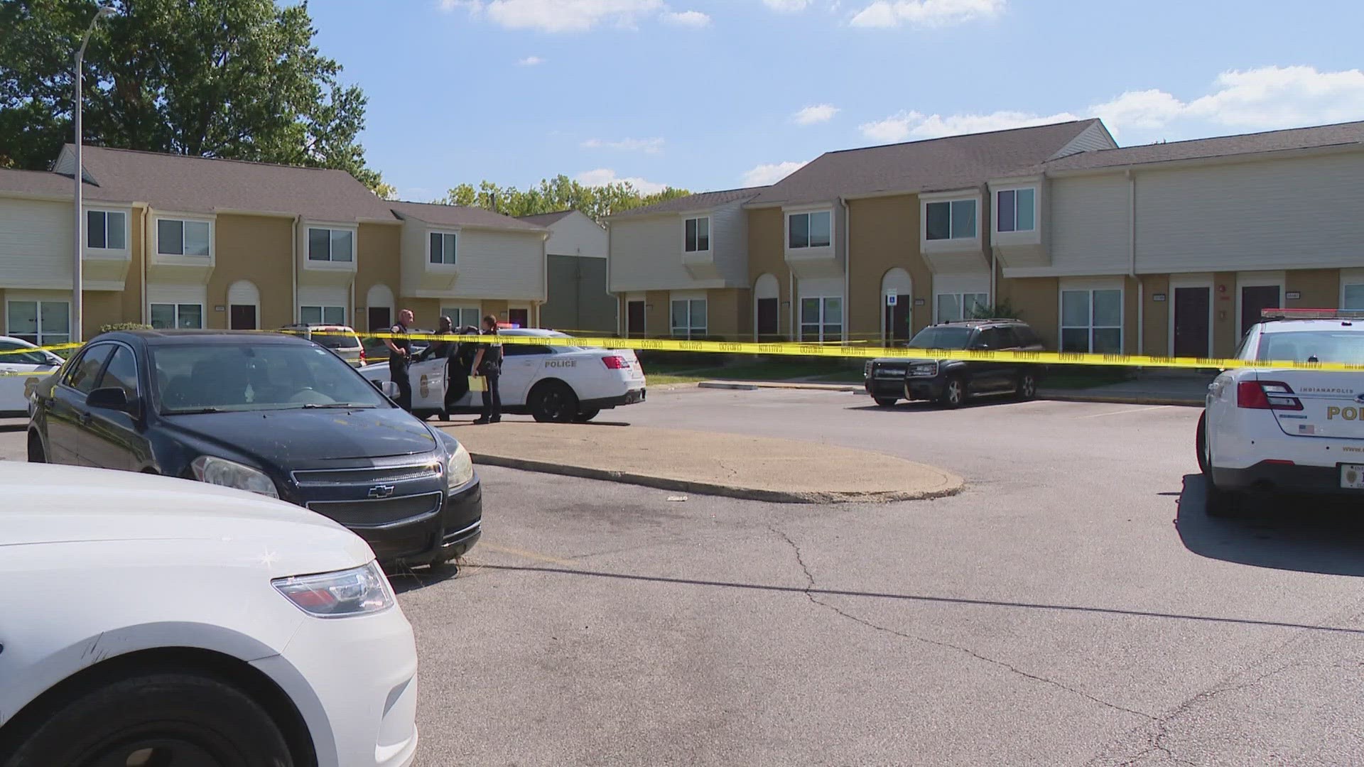 32-year old Stephen Hale died yesterday morning.. at the Amber Woods apartments near 38th and Mitthoeffer.