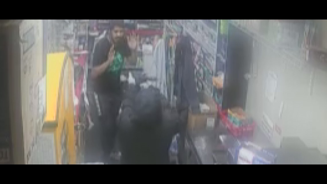 Police Say 2 Suspects In Convenience Store Robbery Could Be Tied To Police Say 2 Suspects In Convenience Store Robbery Could Be Tied To