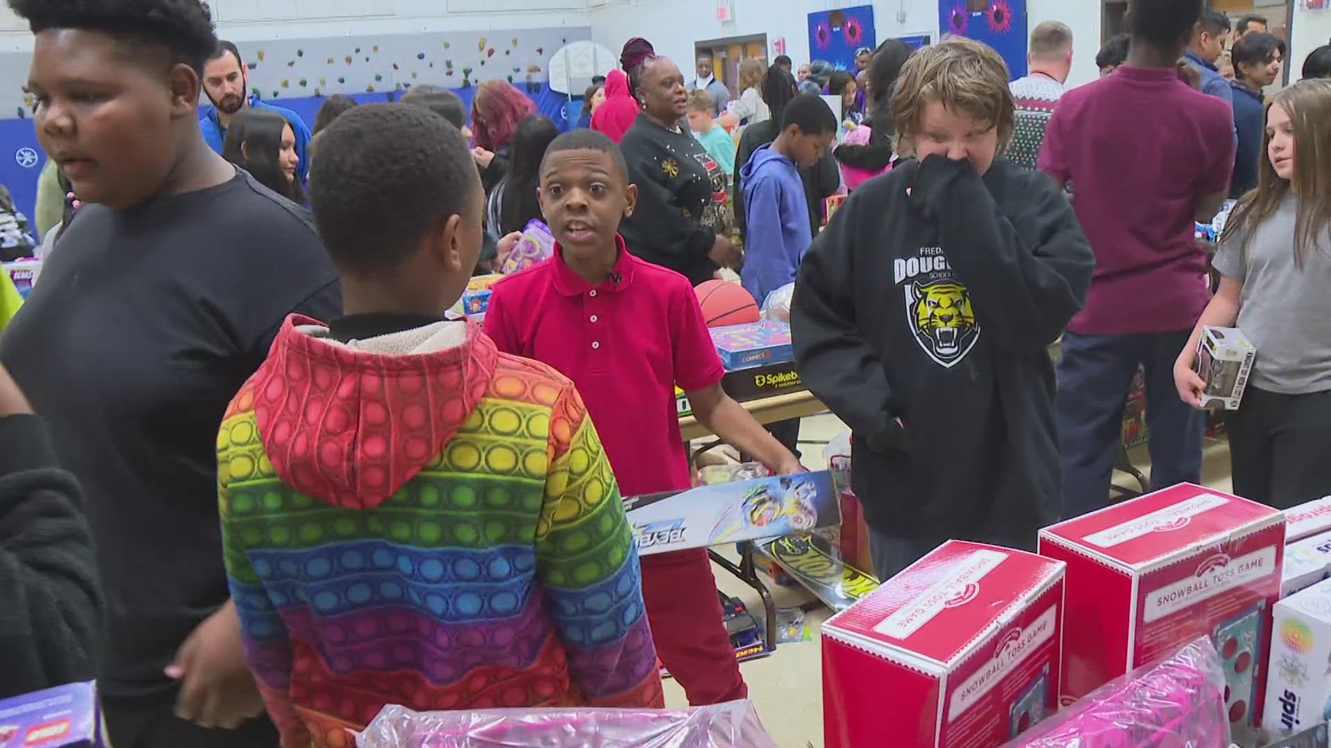Christmas came early for hundreds of kids at IPS. And it's all thanks to a former Colts player and lots of local support.
