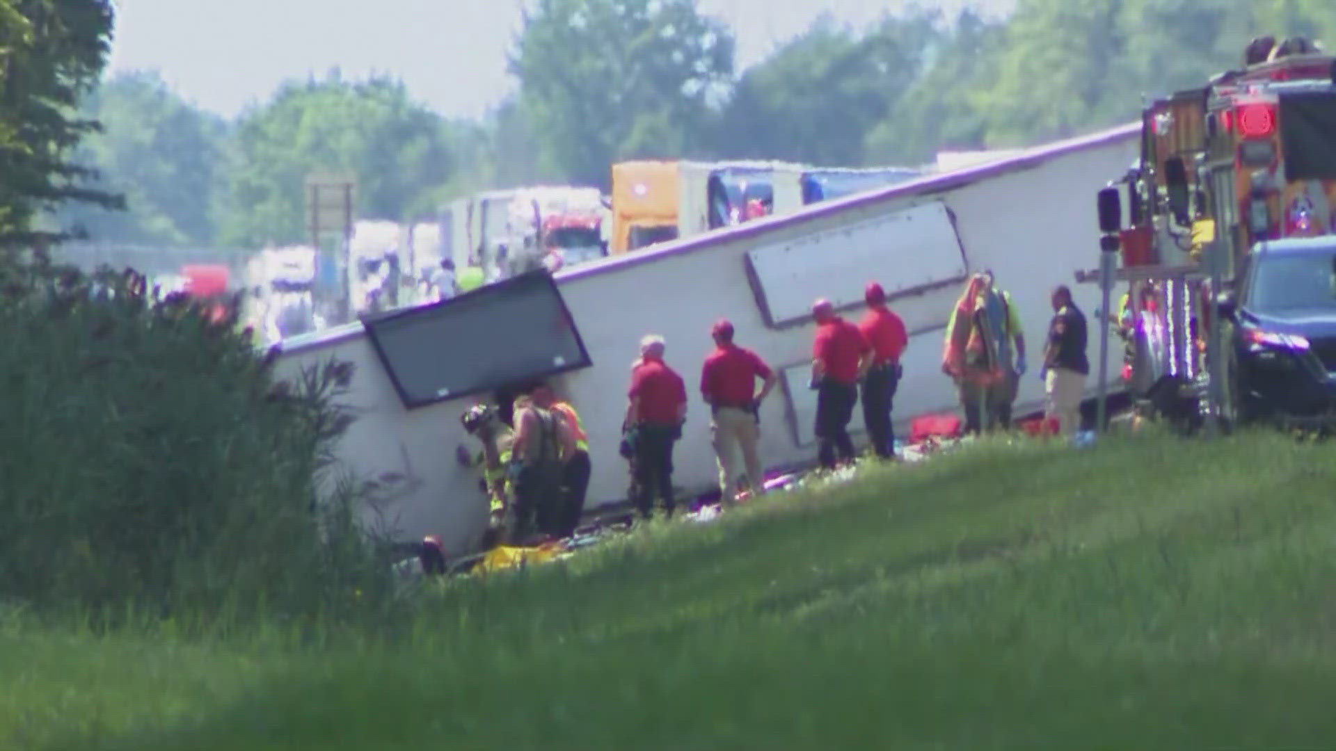 5 killed, dozens injured in New York bus crash | wthr.com