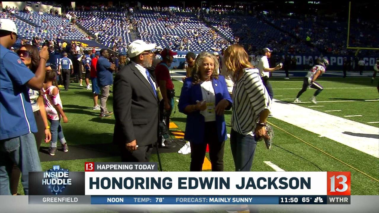 Colts honor Edwin Jackson