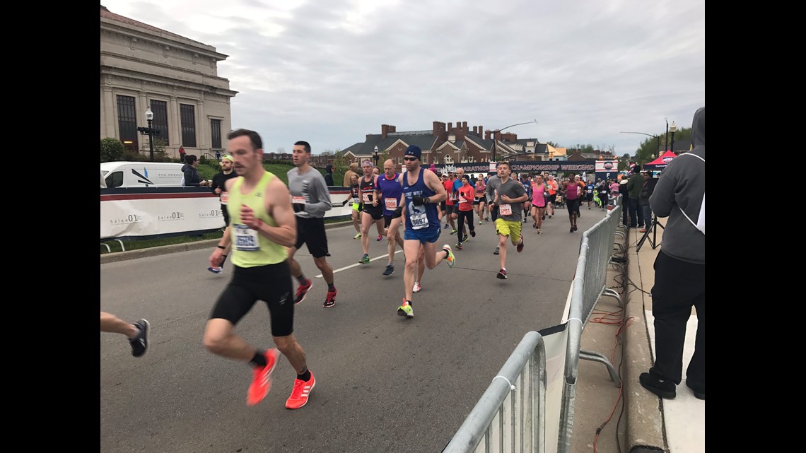 Thousands take to Carmel streets for Marathon