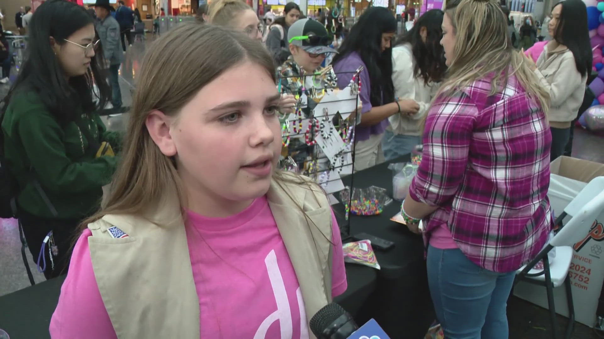 13News reporter Lauren Kostiuk reports from the Indianapolis International Airport where Taylor Swift fans are being welcomed to the city ahead of her concerts.