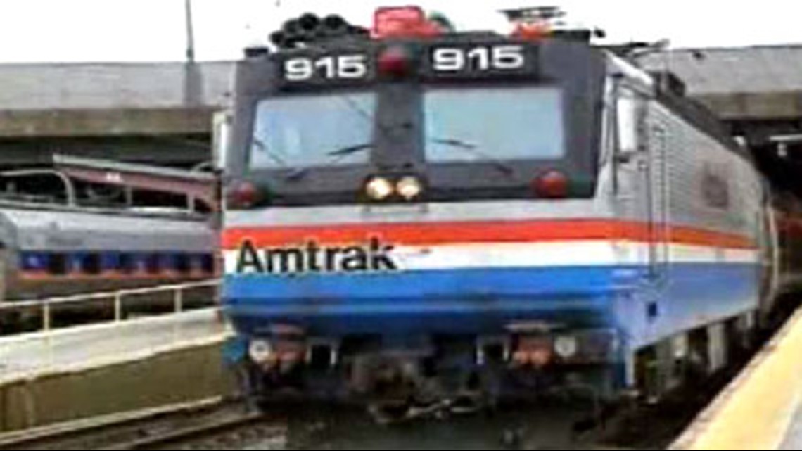 Amtrak extends service between Indy and Chicago through April 1