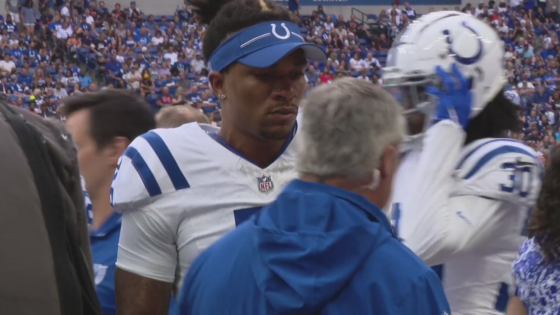 Colts kick off home opener in Lucas Oil