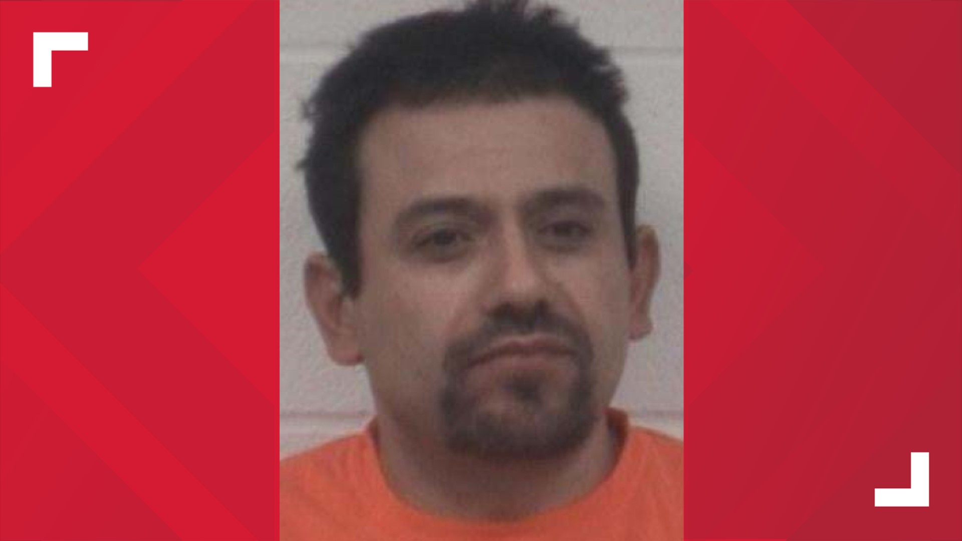 Police searching for suspect involved in Logansport hostage situation