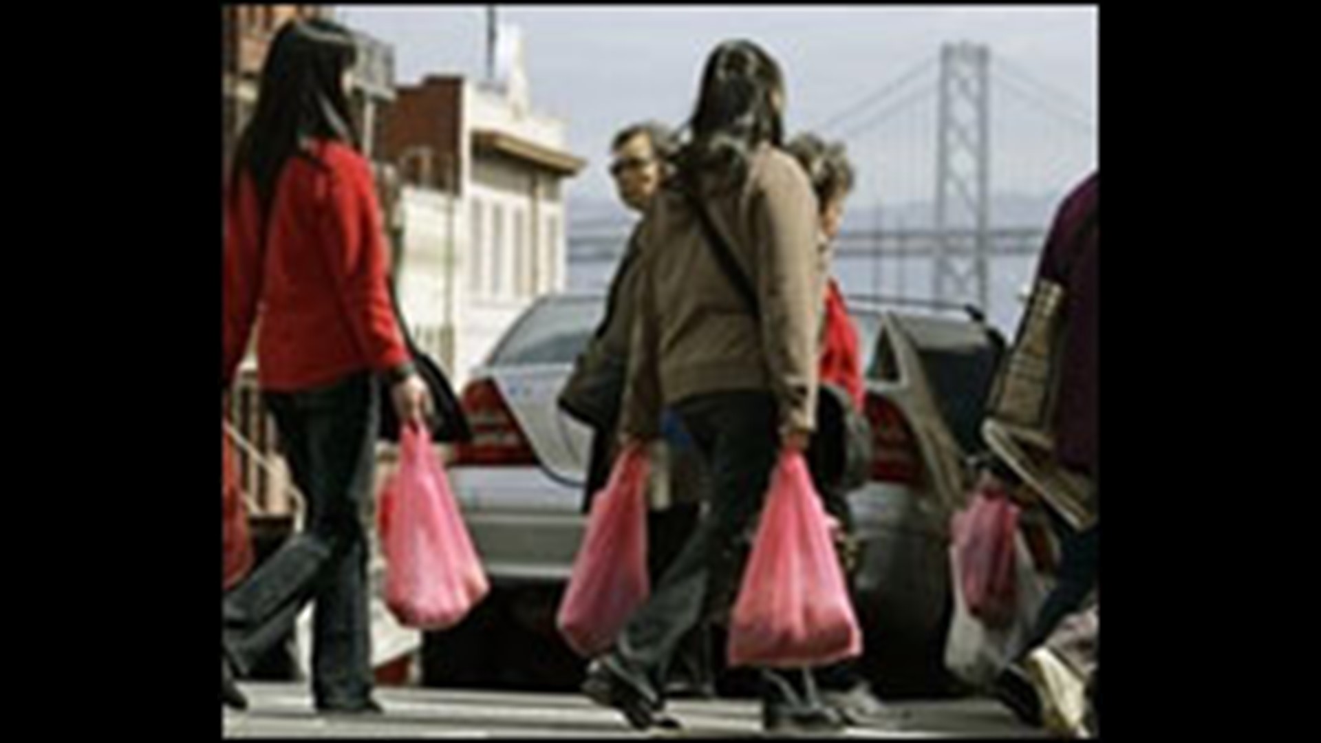 San Francisco passes plasticbag ban