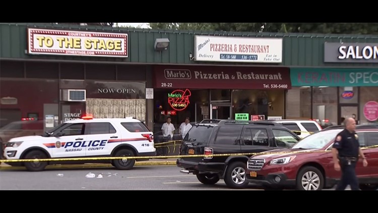 New York Teen Fatally Stabbed While Dozens Watched And Some Filmed On ...