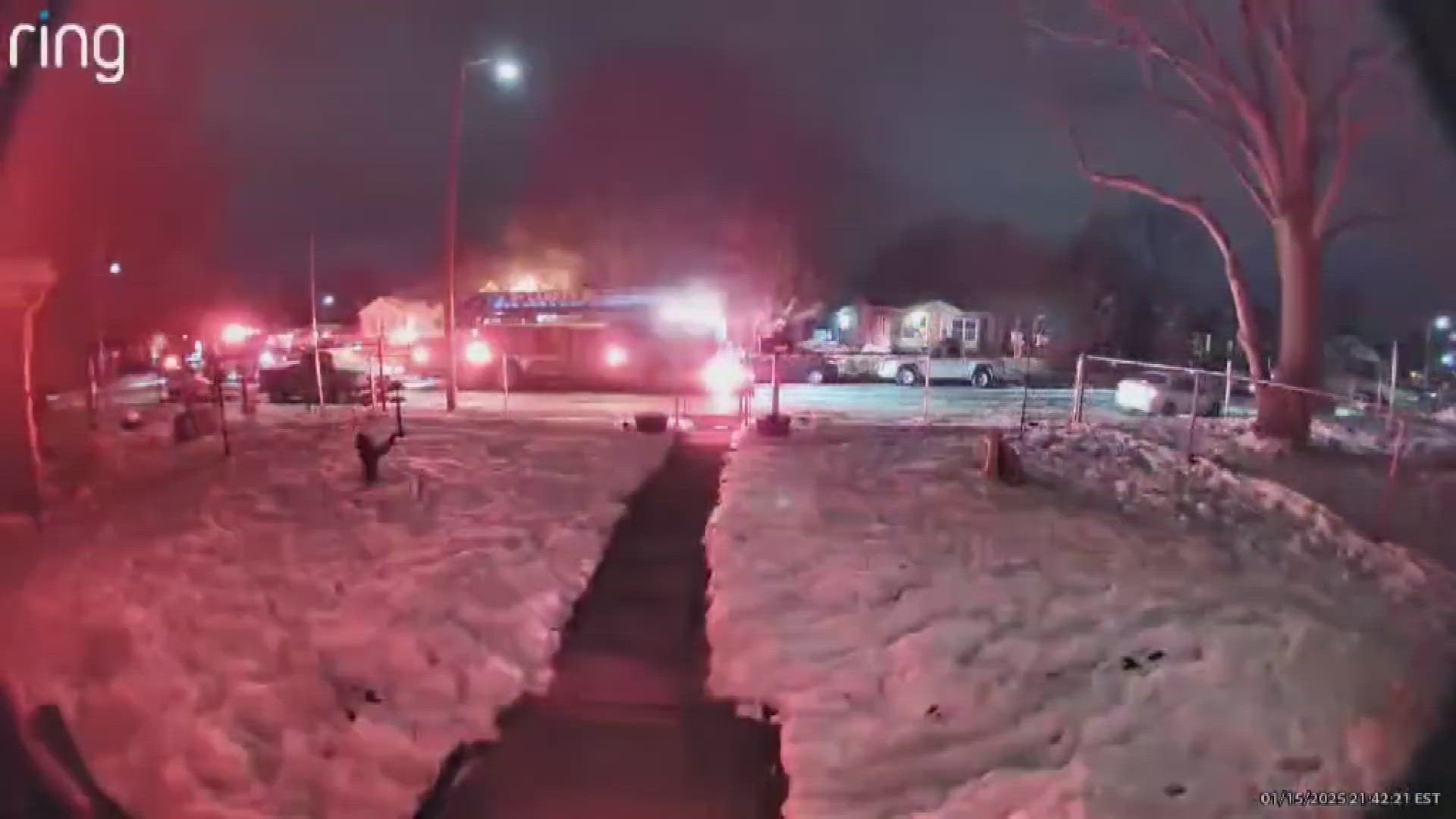 Woman found dead in south Indianapolis house fire | wthr.com