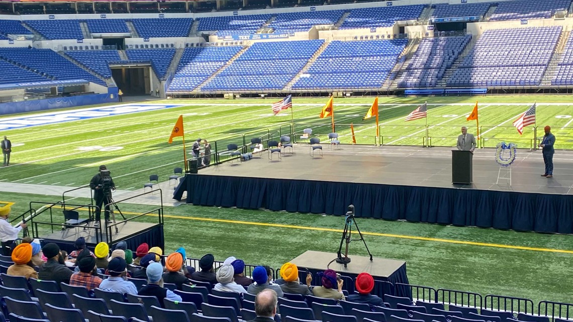 Sikh community holds memorial at Lucas Oil Stadium to honor eight FedEx shooting victims - Vimarsana News