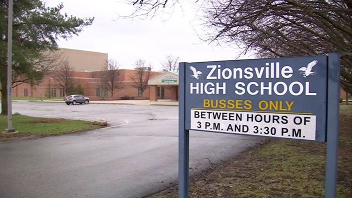 Crews still working to repair Zionsville water main break