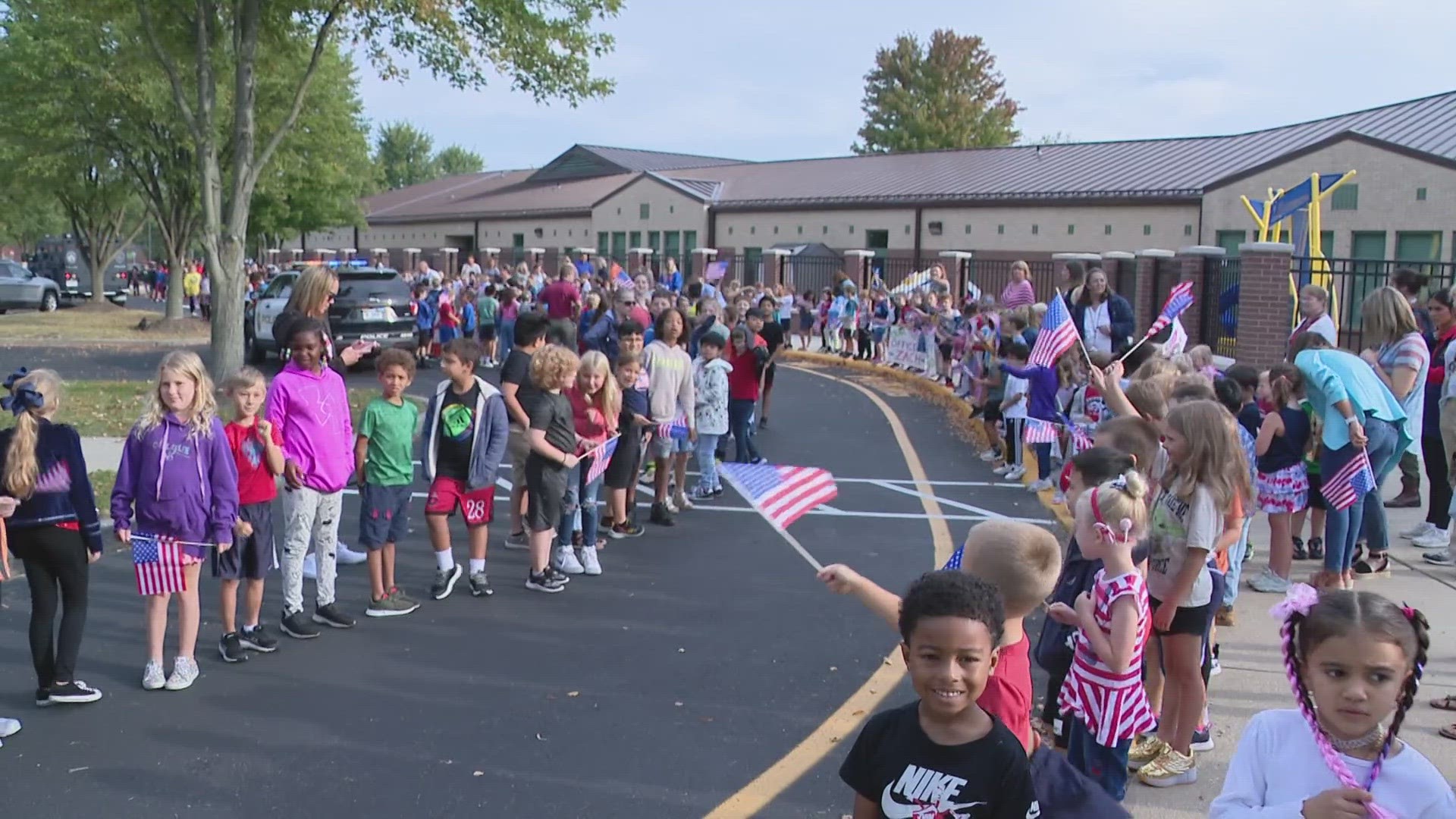 Students at White River Elementary showed their appreciated for the heroes of 9/11 and local first responders.