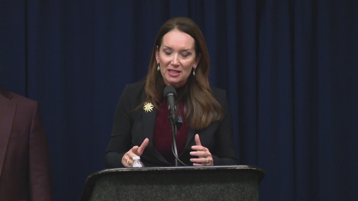 U.S. Secretary of Agriculture visits Indianapolis to speak during National FFA Convention