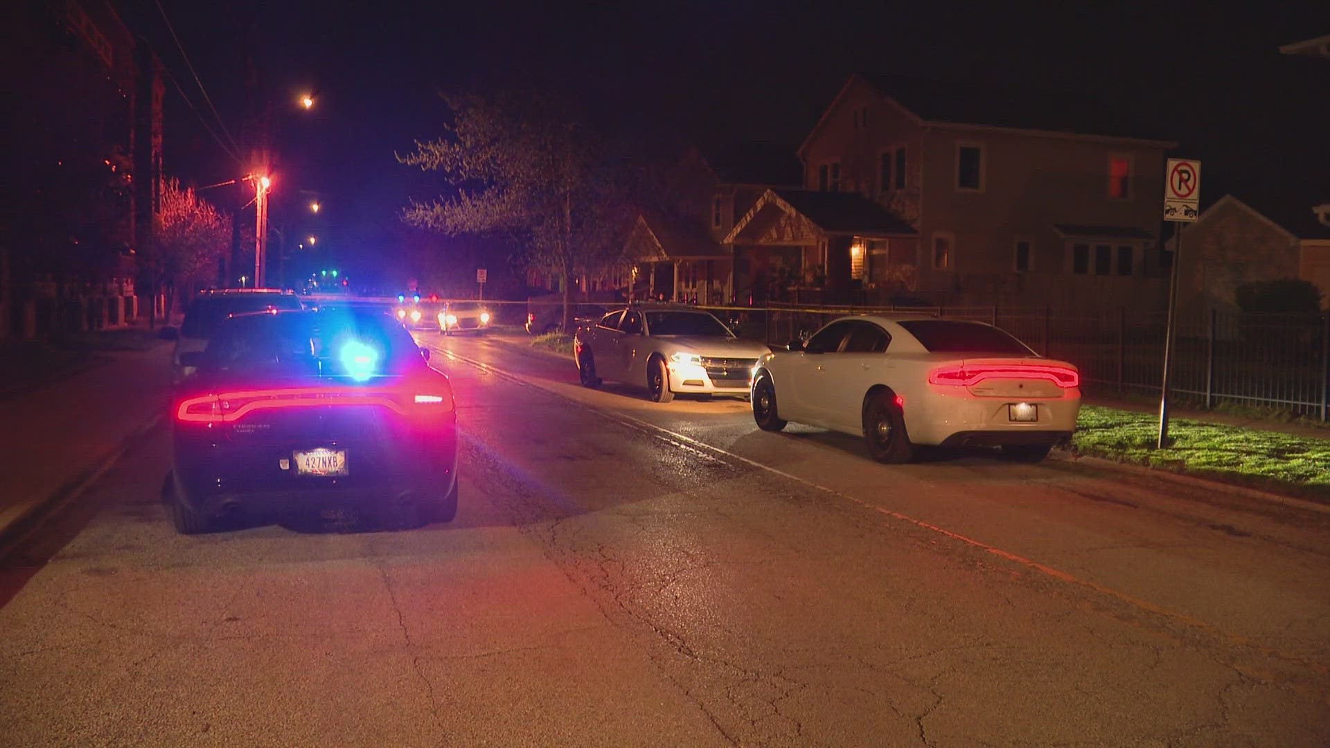 13News reporter Logan Gay reports from E. 42nd Street on the north side of Indianapolis after a late Saturday night deadly shooting of a delivery man.