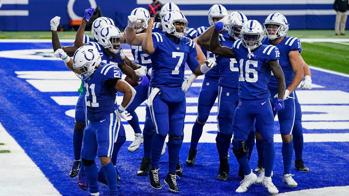 Indianapolis Colts defeat Houston Texans on fumble recovery