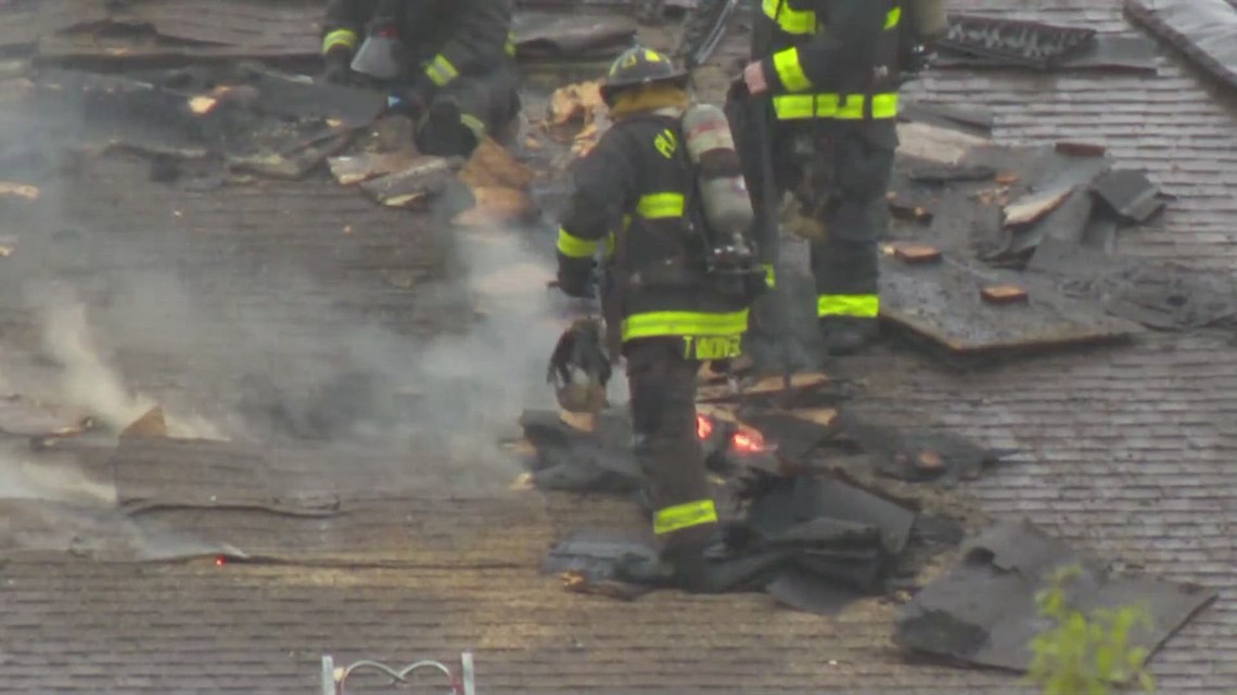 Lightning strike suspected in fire at Brownsburg school