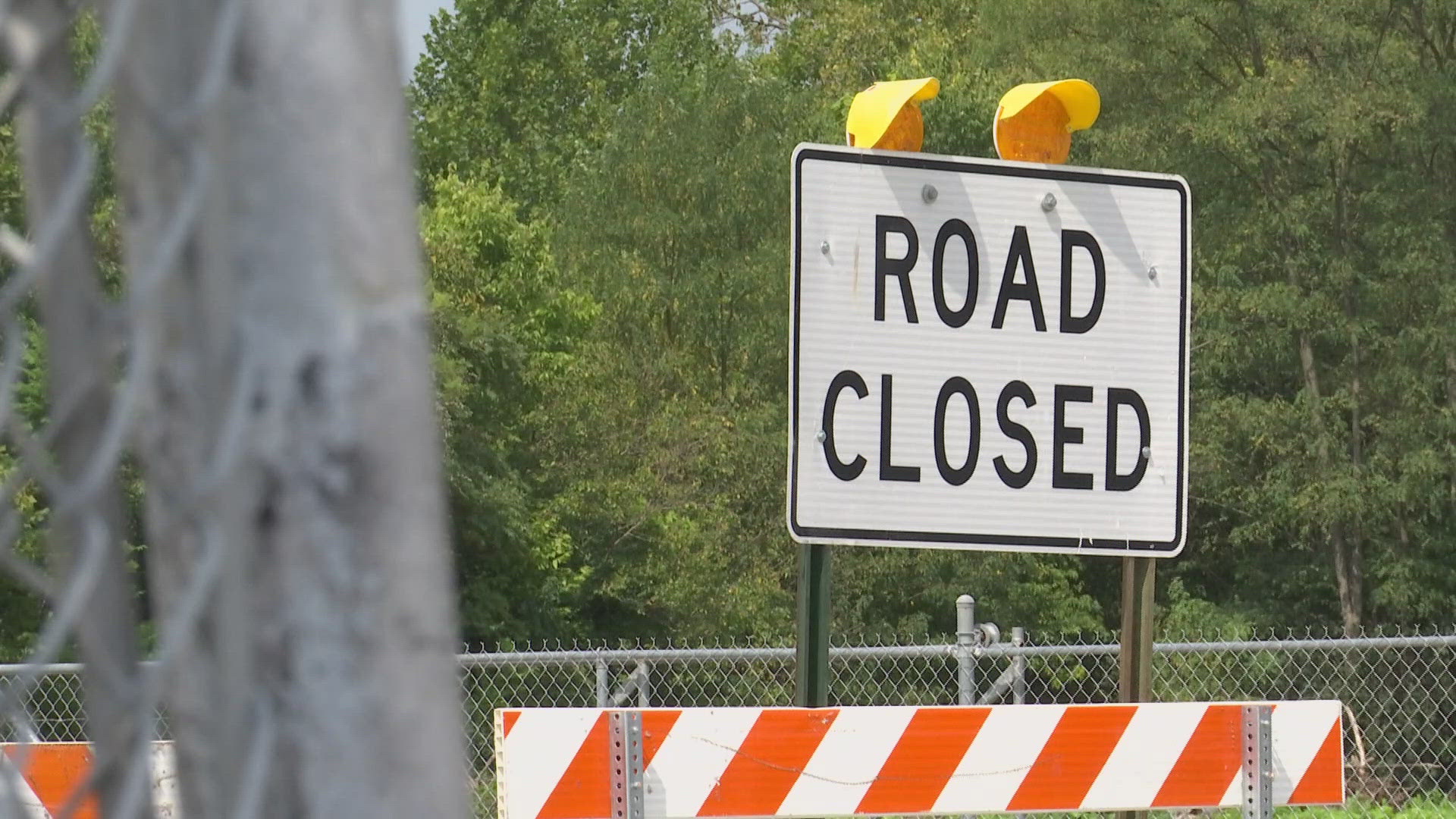 13News reporter Samantha Johnson speaks with business owners who say they're frustrated with the city's work on West Washington Street.