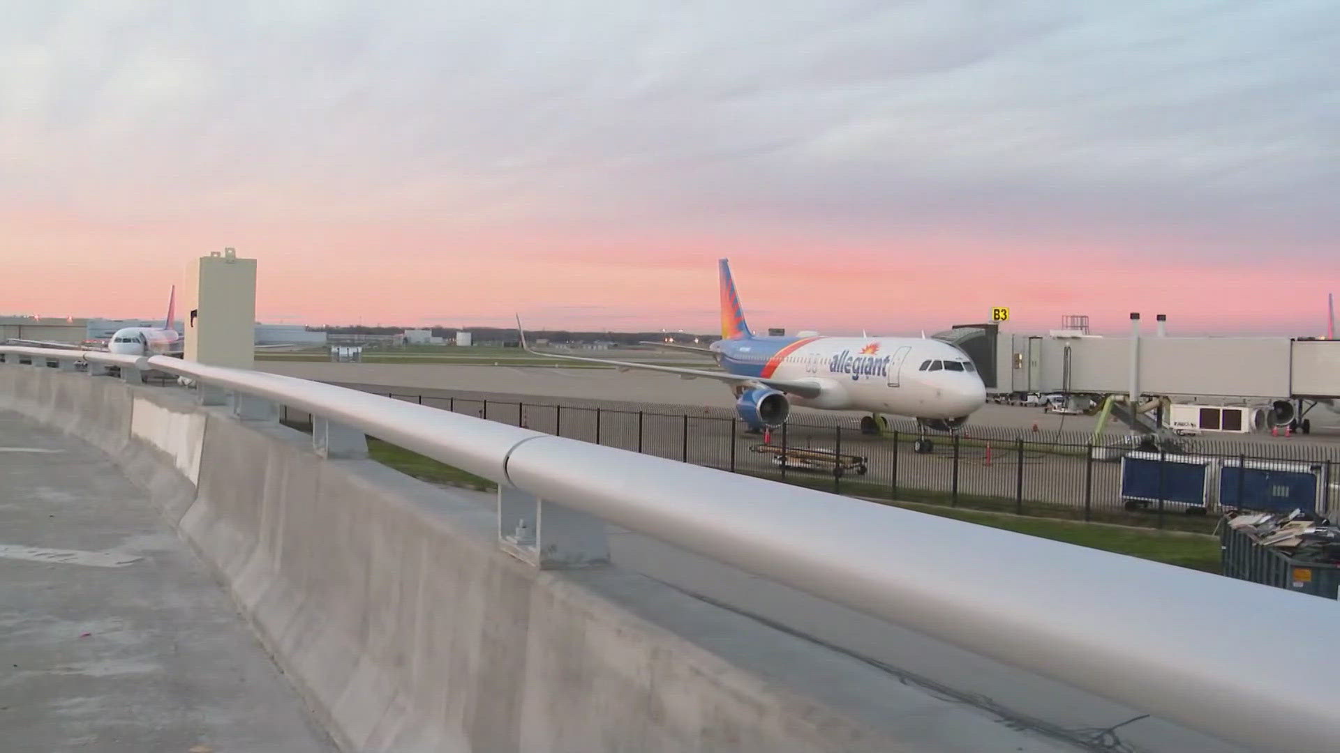 13News reporter Marina Silva reports from the Indianapolis International Airport where travelers are packing the terminal ahead of holiday travel.