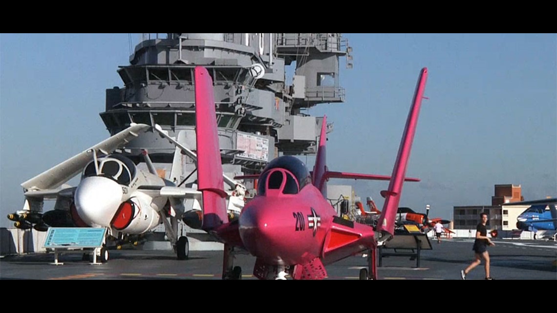 McLovin's Submarine Carrier Pink