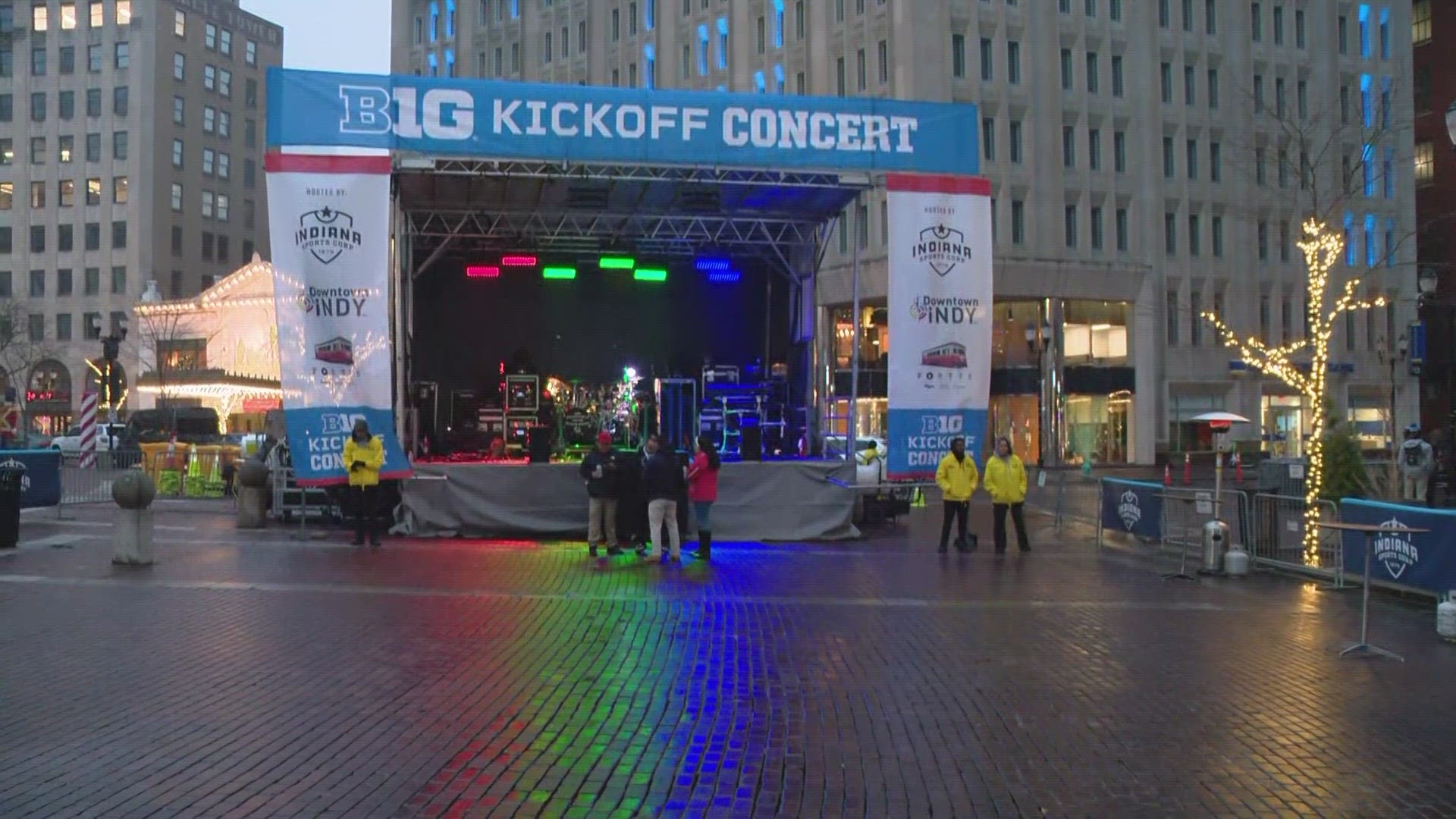 13News reporter Lauren Kostiuk reports from the Big Ten Fan Fest on Monument Circle and the Indianapolis Convention Center.