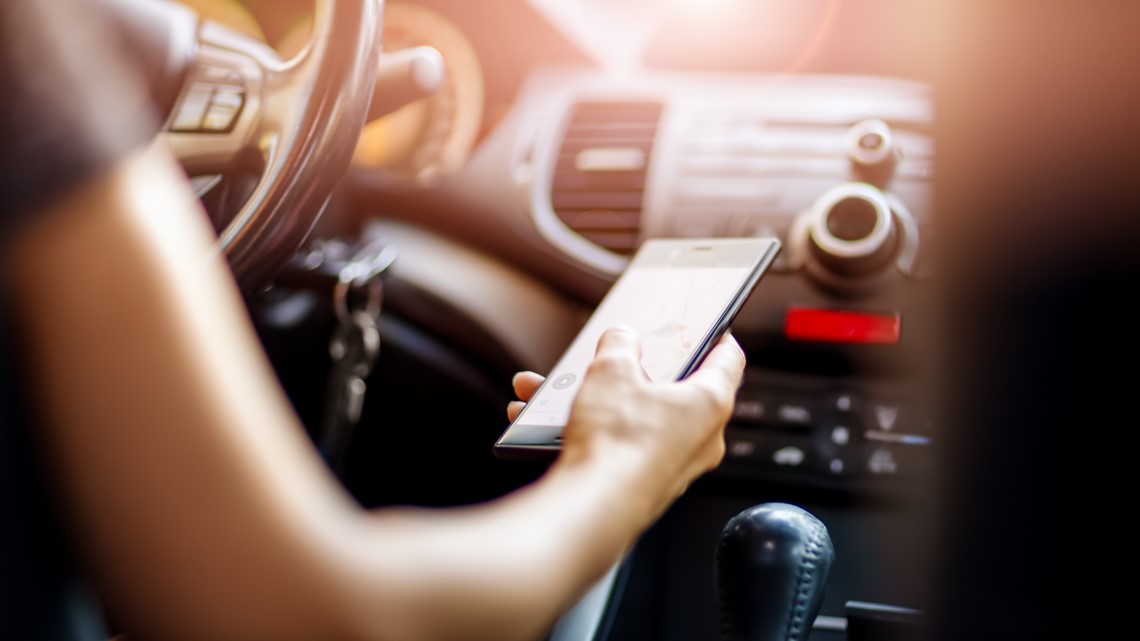 Violations of Indiana's handsfree law now adds points to drivers