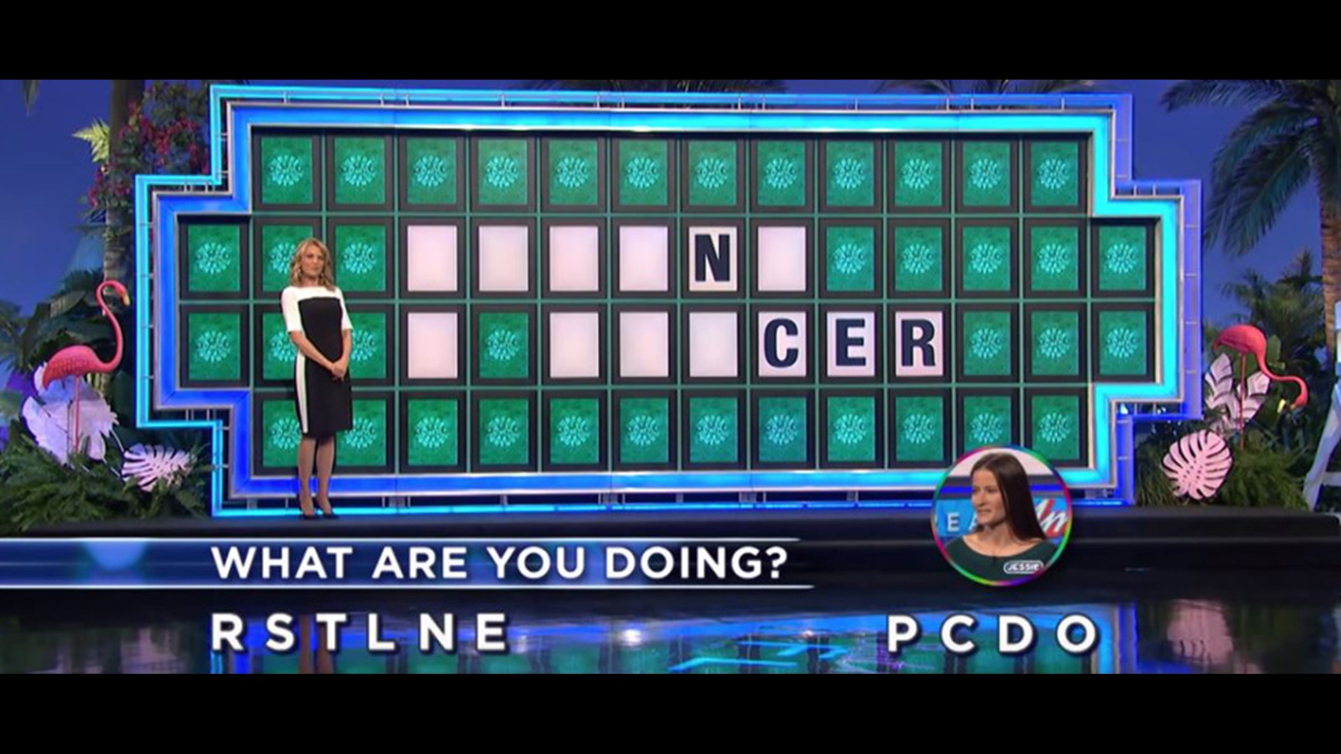 Teacher solves 'Wheel of Fortune' bonus puzzle with 4 letters. Can you